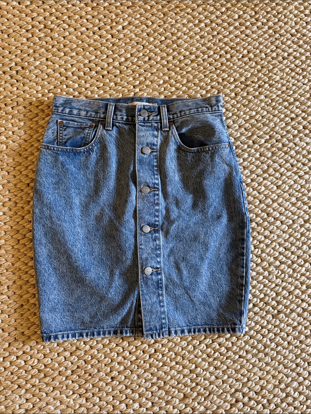 Levi's Premium Mom Skirt in Medium Wash High Waist